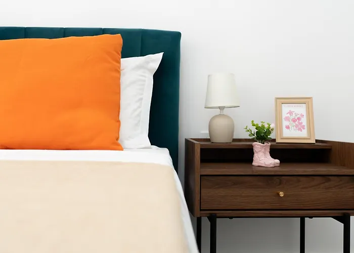 아파트 Soni Exclusive 299 Plaza With Free Private Parking & Self Check-in