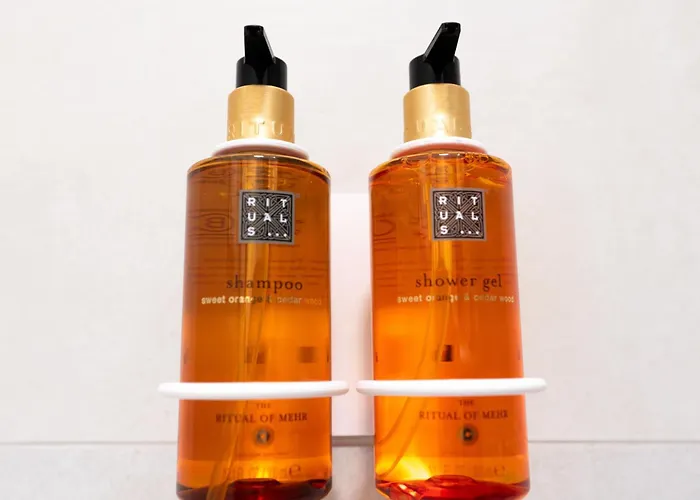 아파트 Soni Exclusive 299 Plaza With Free Private Parking & Self Check-in 부쿠레슈티