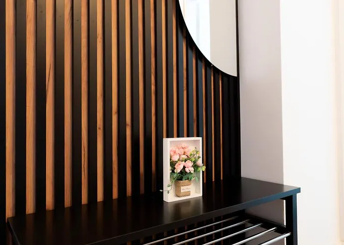 아파트 Soni Exclusive 299 Plaza With Free Private Parking & Self Check-in